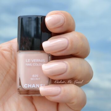CHANEL Le Vernis Nail Color Collection